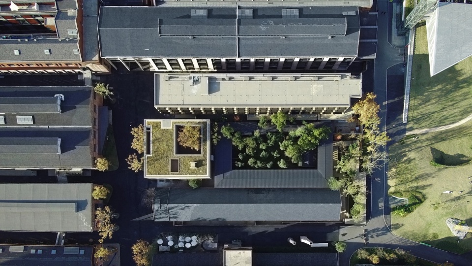 Jingyang Camphor Court China by Vector Architects