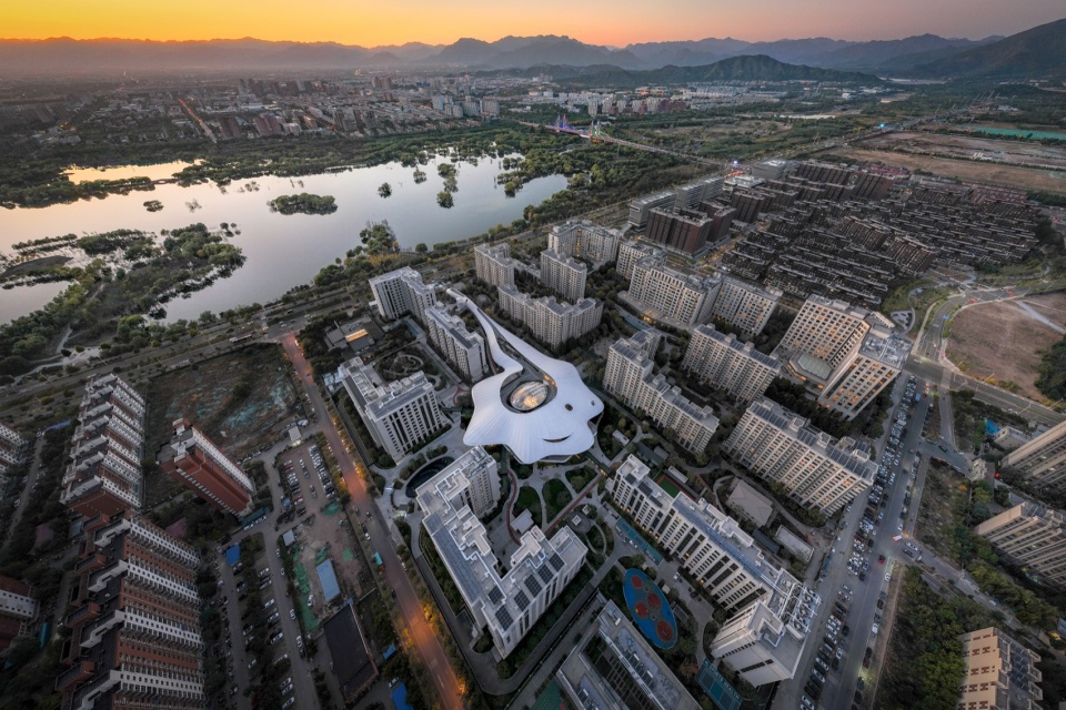 泰康之家燕园活力中心 方未建筑SUNLAY三磊