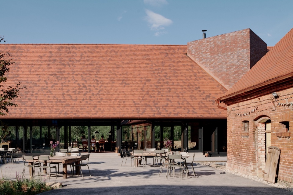 MICHELBERGER FARM by Sigurd Larsen Architects