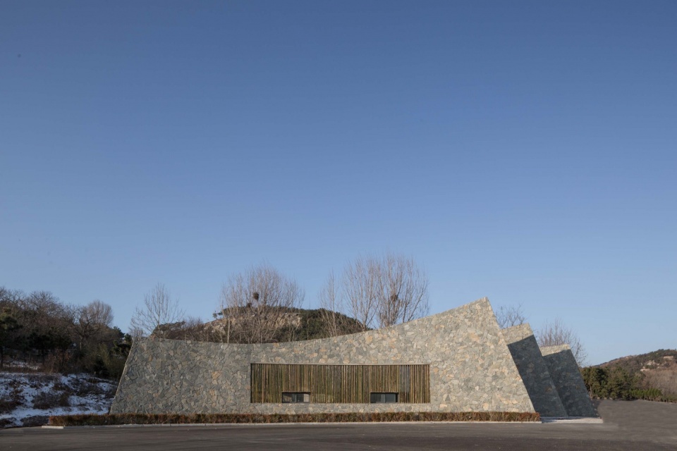 Dragon Mountain Tourist Center China by Urban and rural planning and design institute of CSCEC