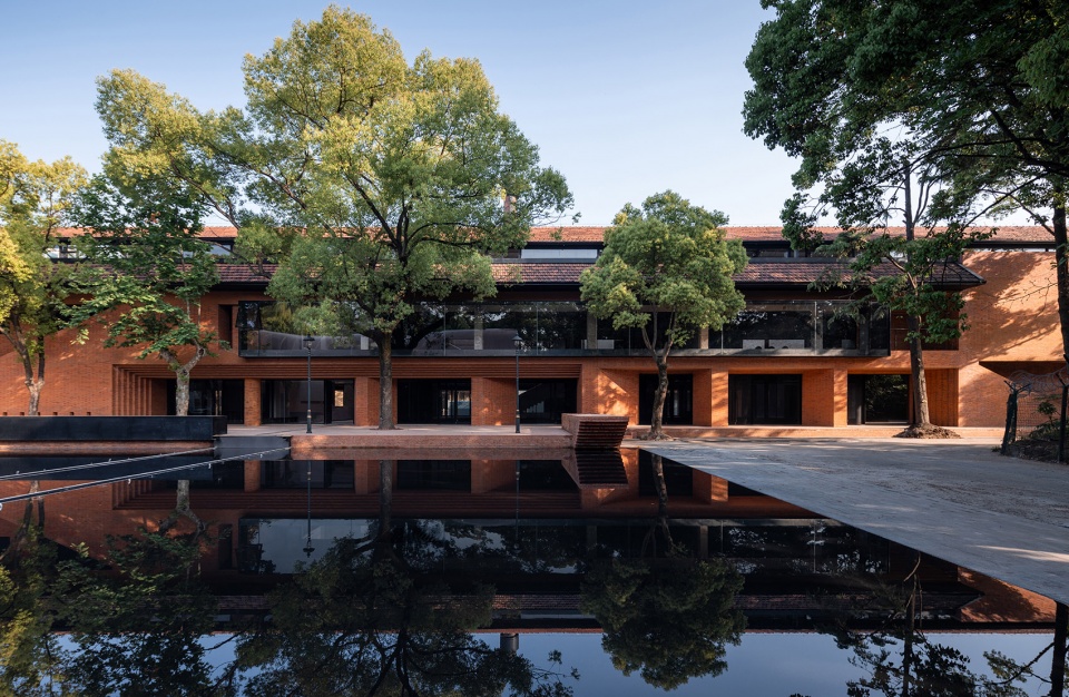 power workshop by benzhe architecture design