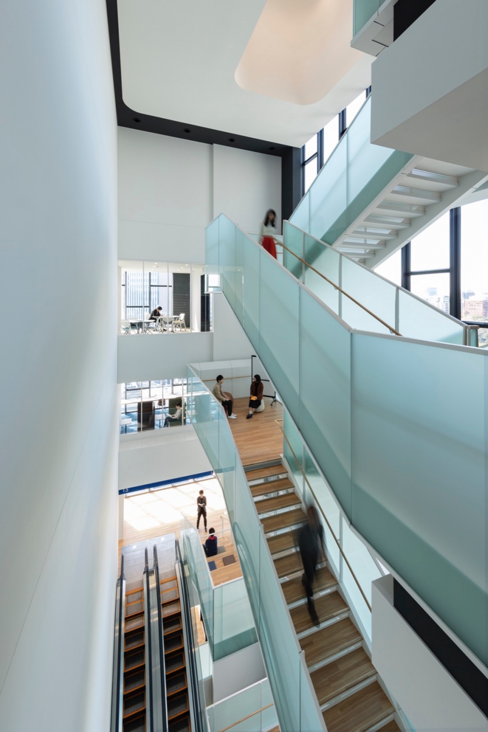 Senshu University Kanda Campus by Nikken Sekkei Ltd