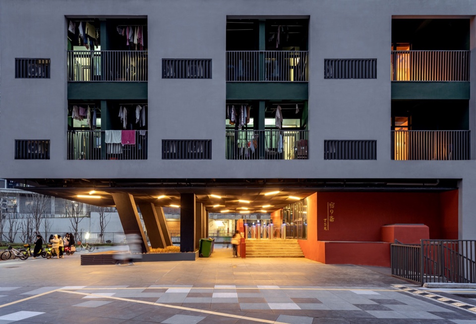 Valley student apartment of Jingdezhen Vocational University of Art by THAD
