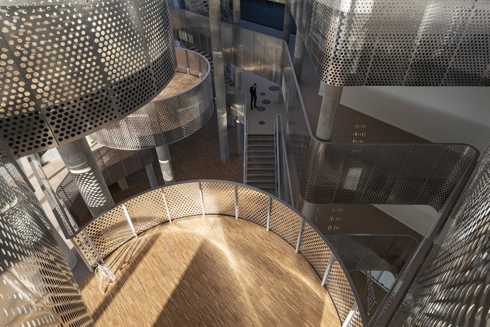 aarhus vand headquarters by cebra
