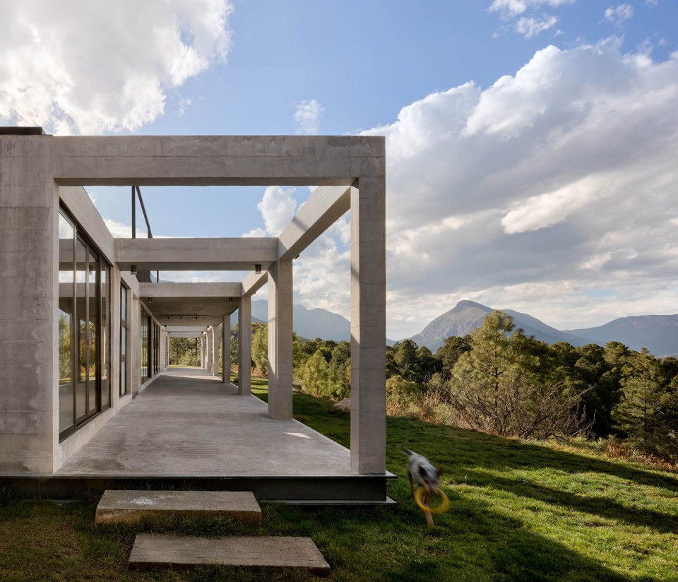 casa en la sierra de arteaga by s ar