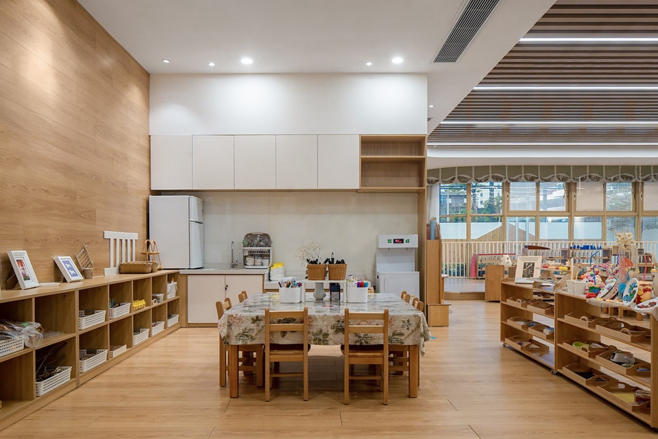 haihua kindergaten by keep dream interior design