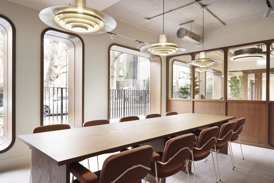 45 whitfield street retrofit by dmfk architects