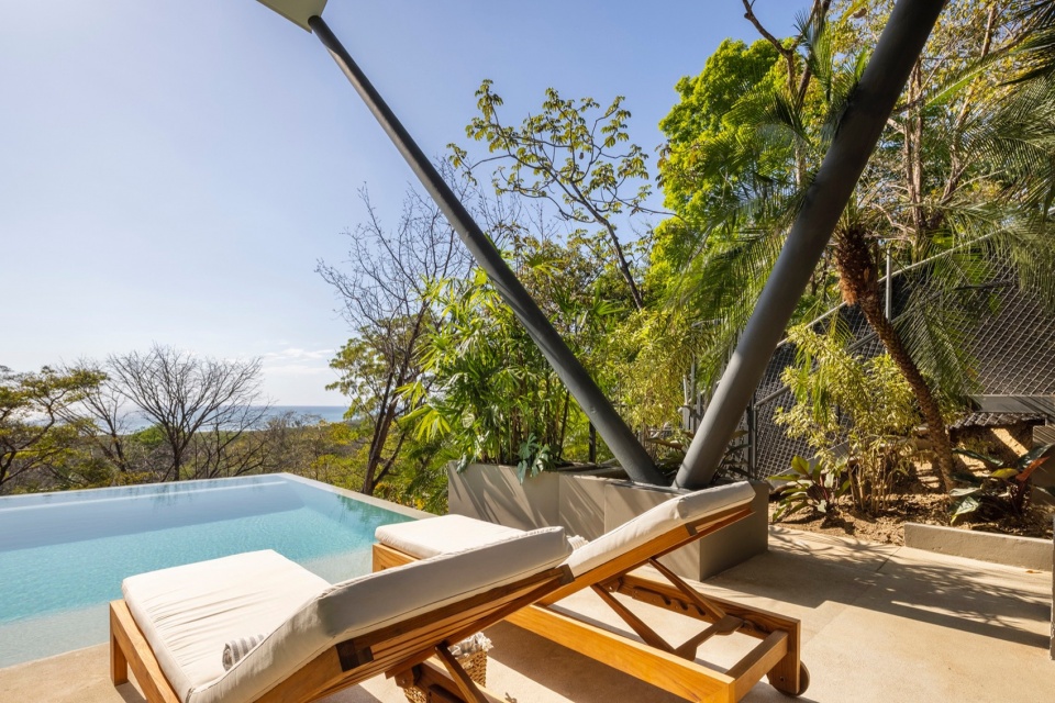 Makai Villas by Studio Saxe