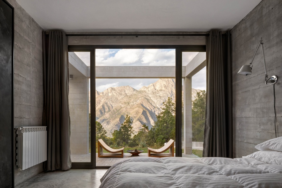 casa en la sierra de arteaga by s ar