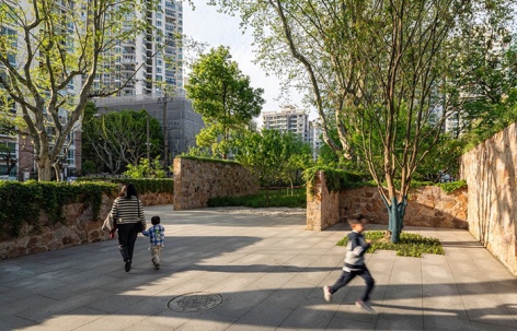 和平公园六号门暨天宝路入口更新改造，上海 / 致正建筑工作室