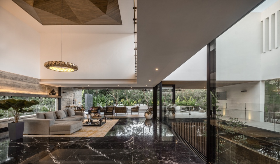 casa mulix by arkham project