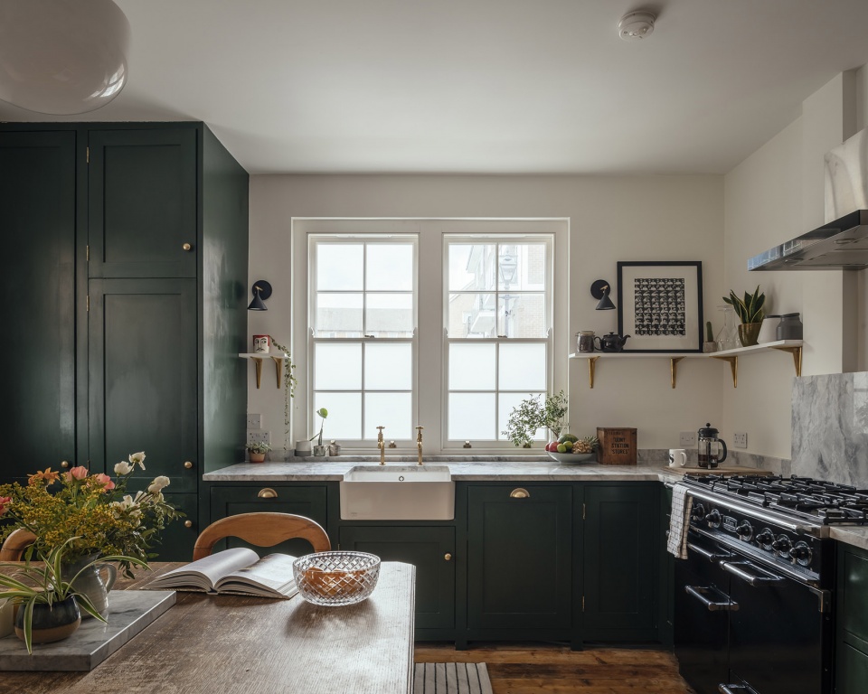 house for a doctor bethnal green by whittaker parsons