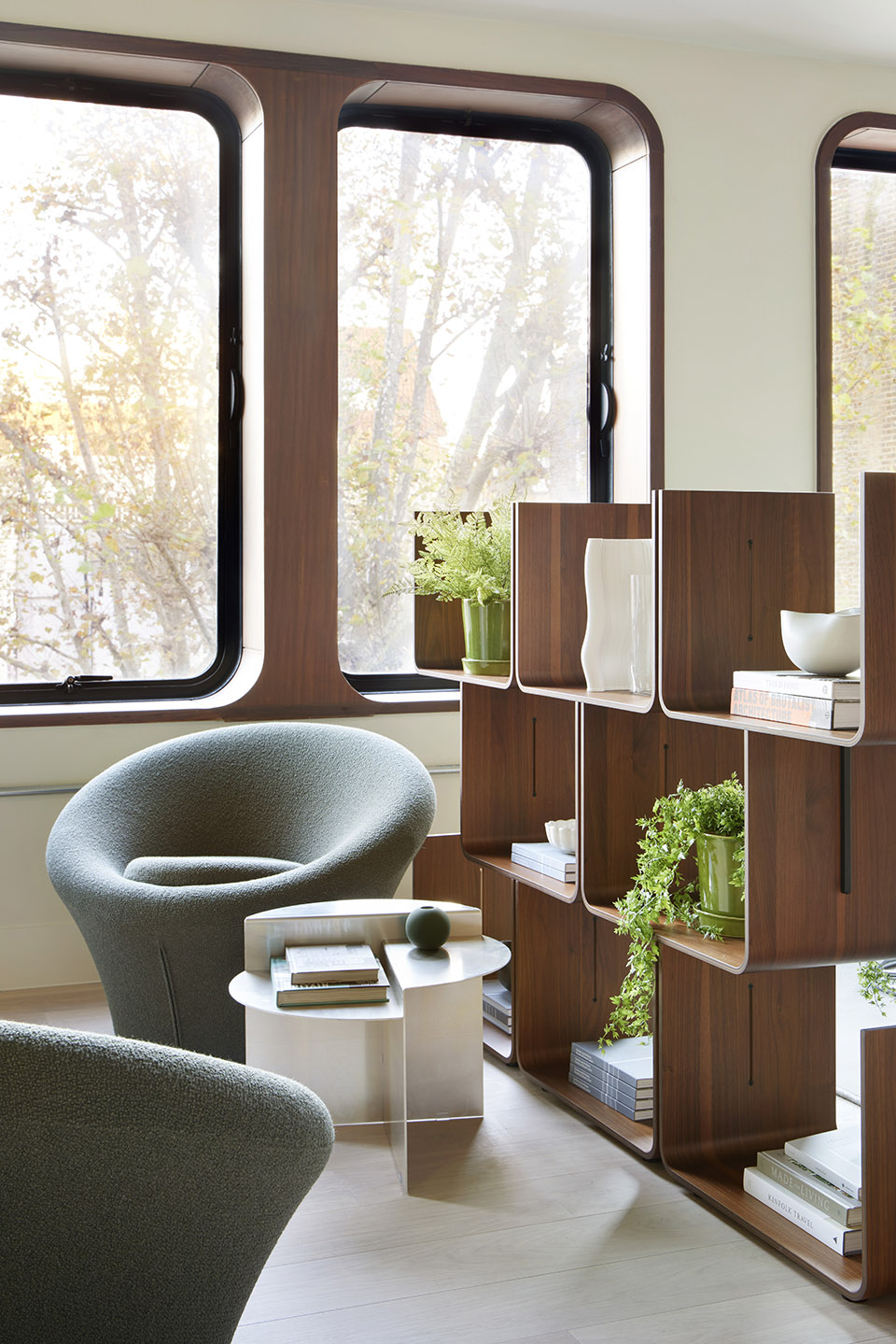 45 whitfield street retrofit by dmfk architects