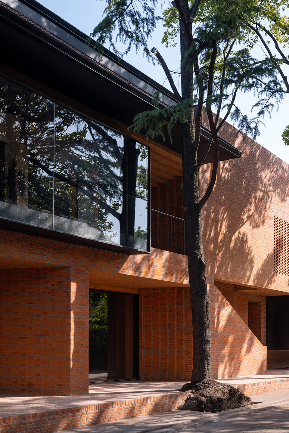 power workshop by benzhe architecture design