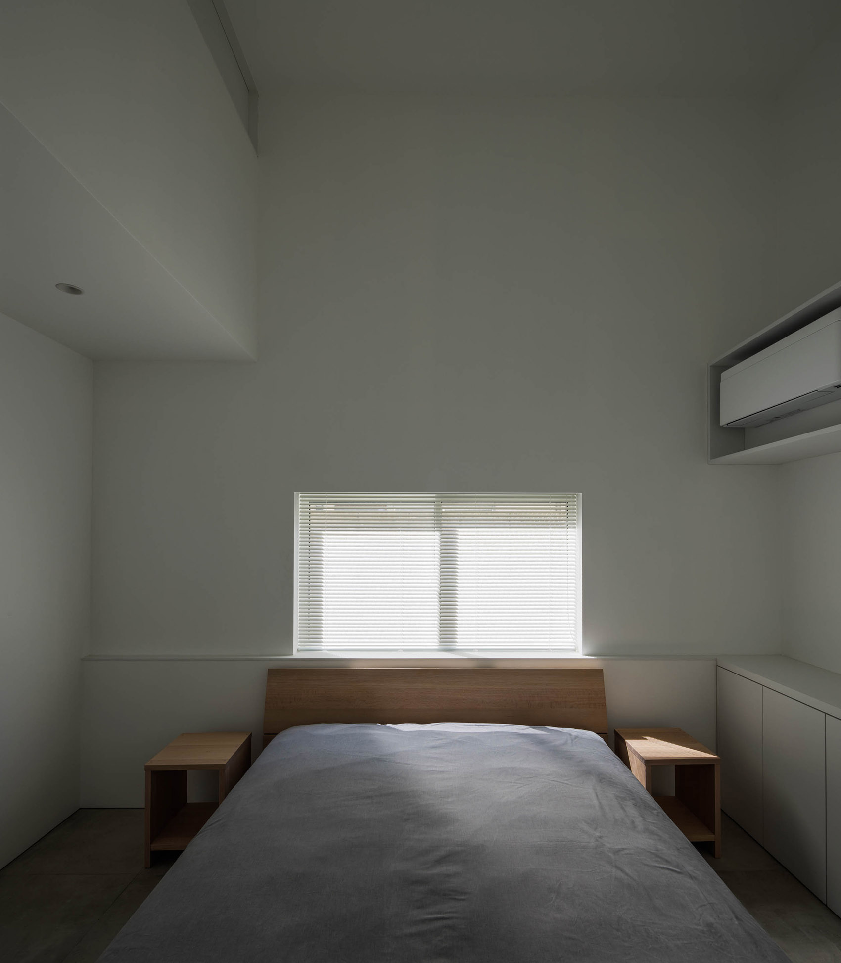 Courtyard House without Second Floor by Takuro Yamamoto Architects