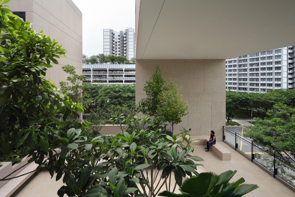 punggol soka centre by formwerkz architects