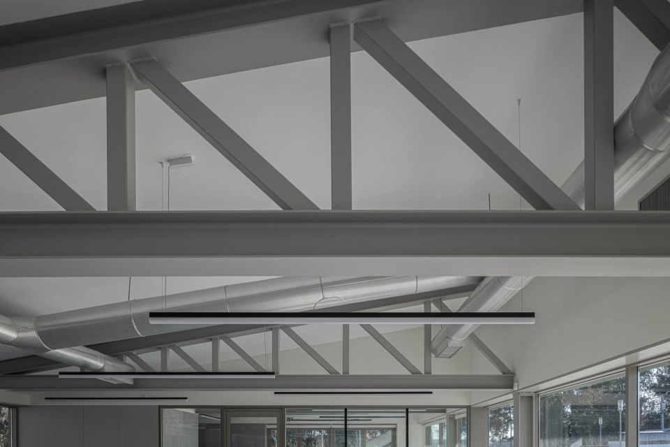 interface de transportes lourosa fiaes by atelier darquitectura lopes da costa