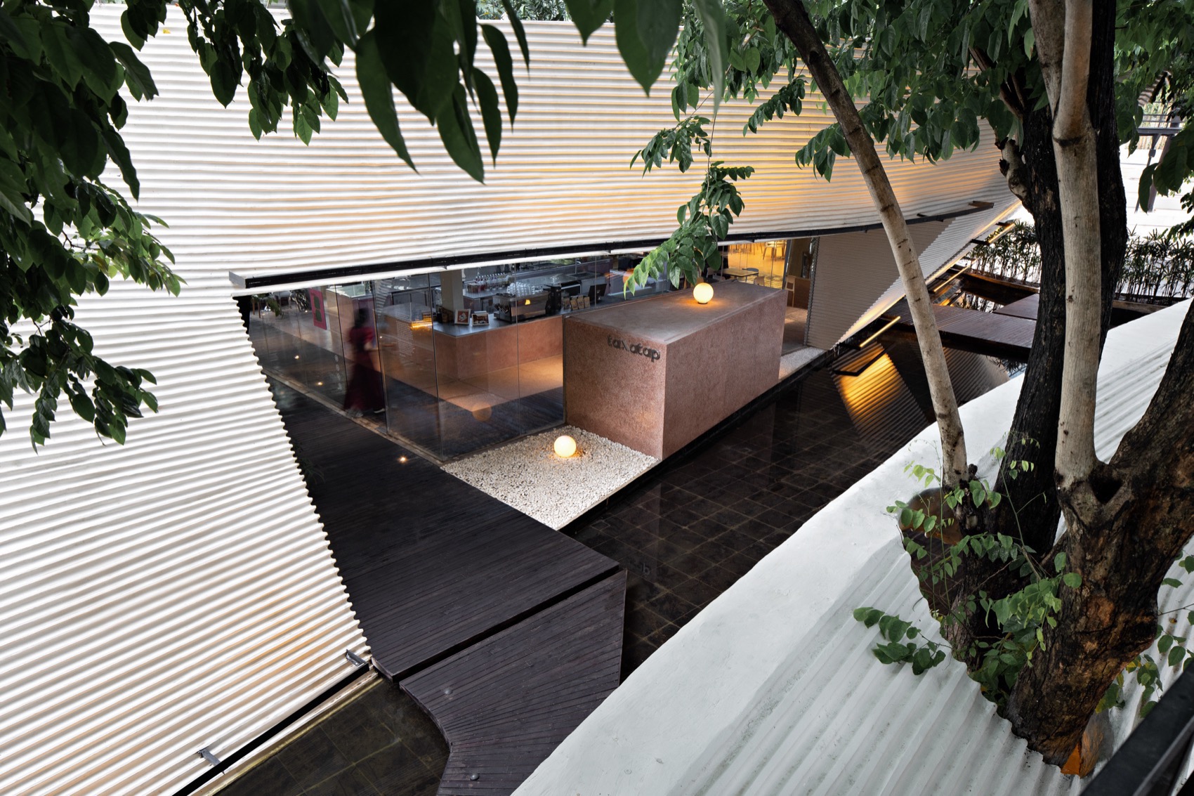 Image showcasing Tanatap Wall Garden by RAD+ar - 谷德设计网