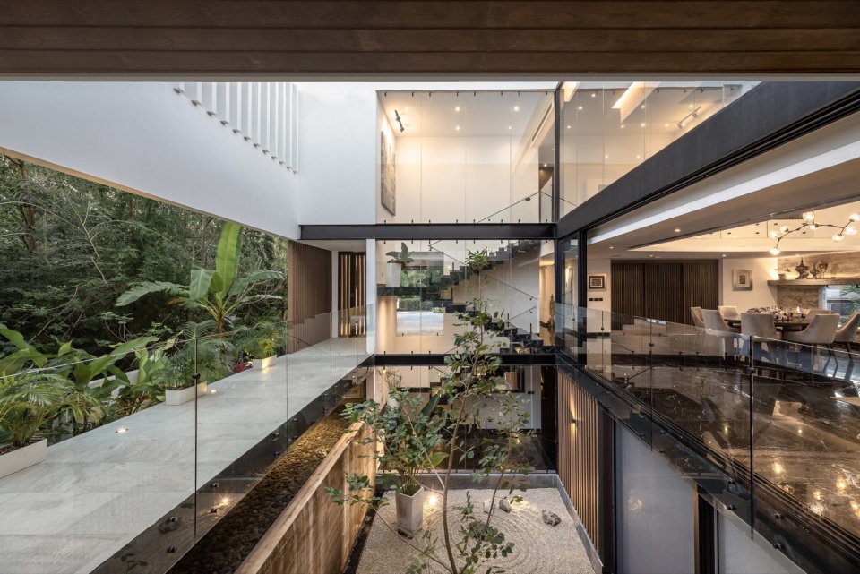 casa mulix by arkham project