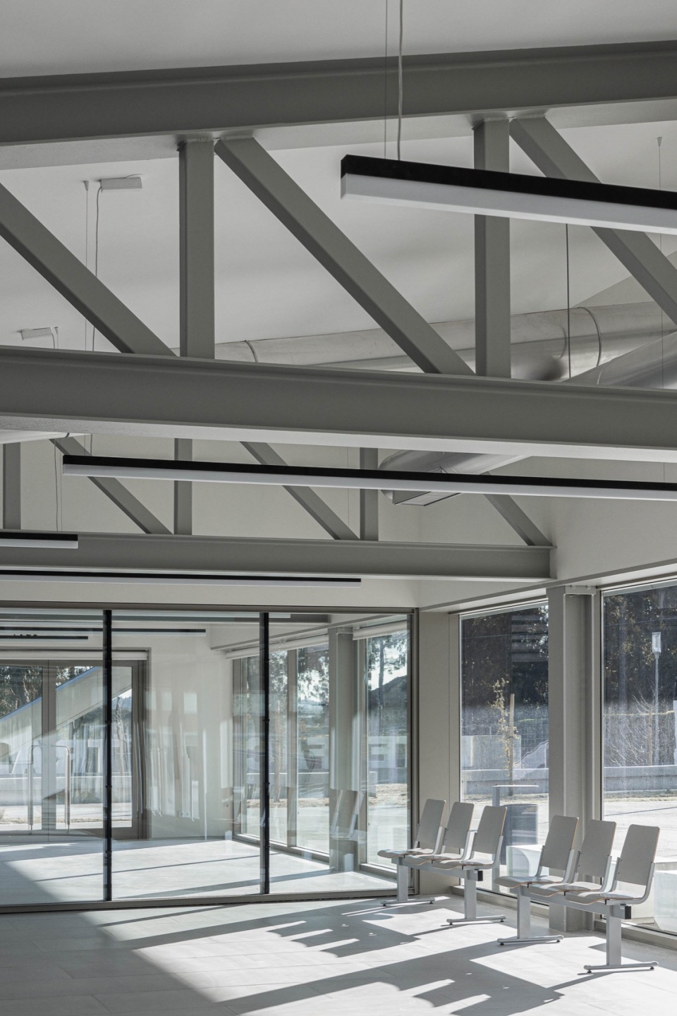 interface de transportes lourosa fiaes by atelier darquitectura lopes da costa