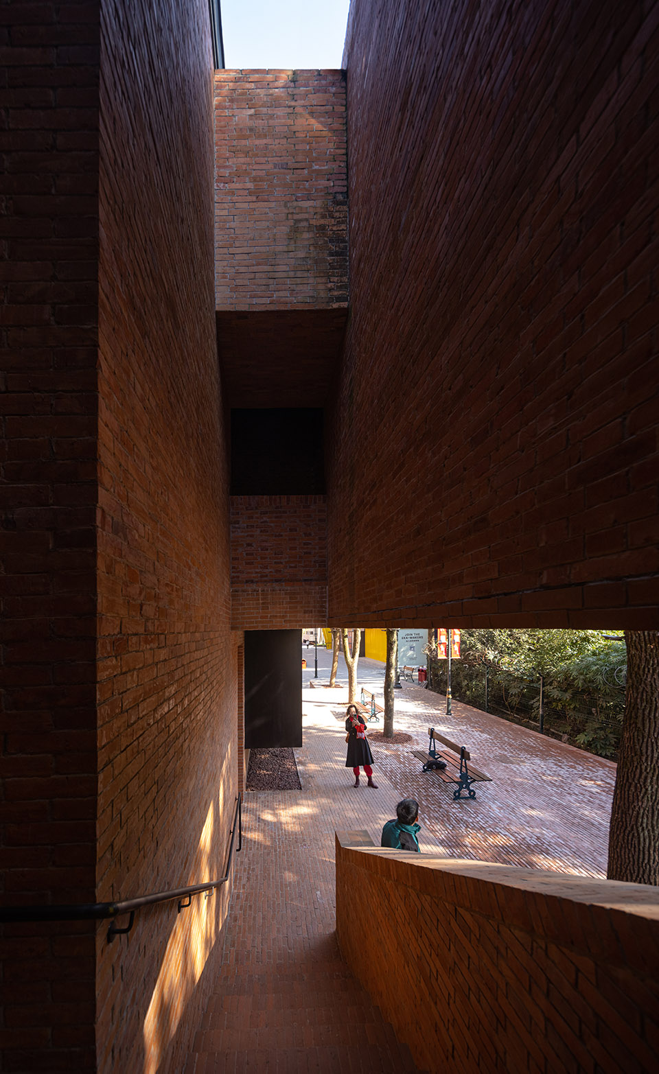 power workshop by benzhe architecture design