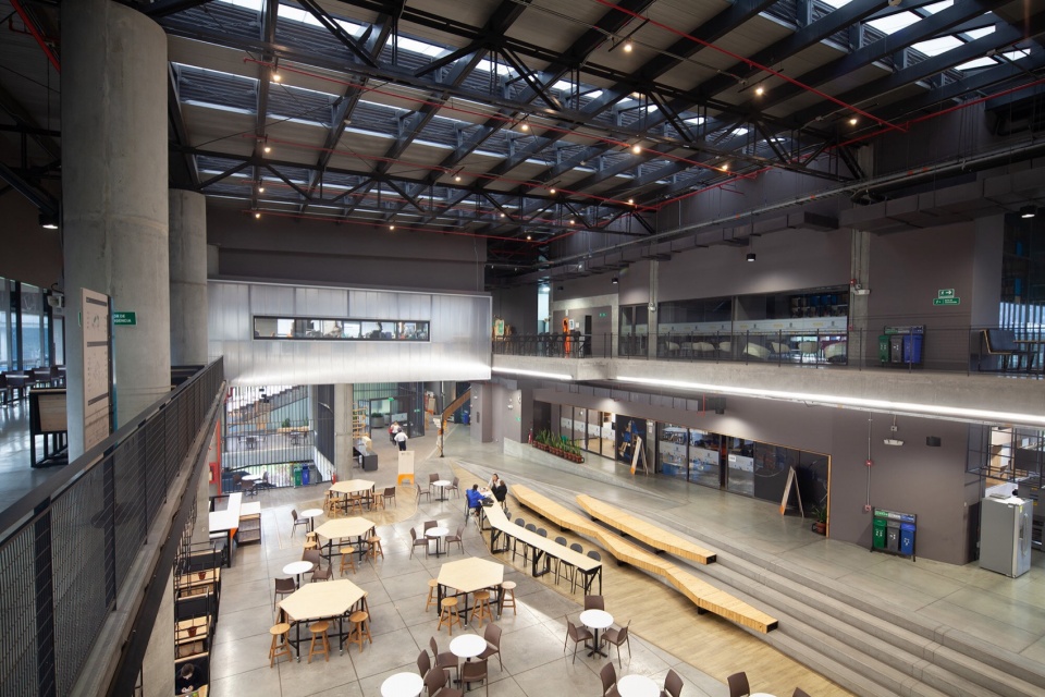 mova teachers innovation center by opus
