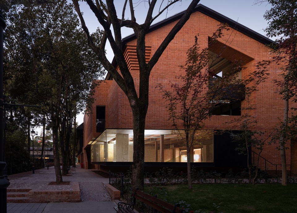 power workshop by benzhe architecture design