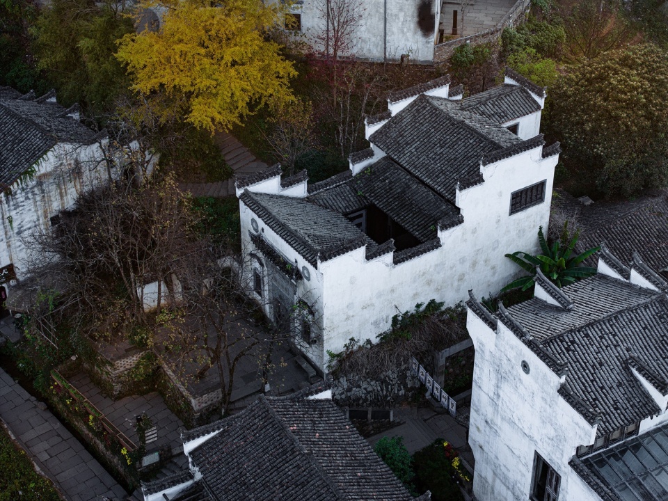 renovation of huangling ancient village by wuyuan village culture media co ltd
