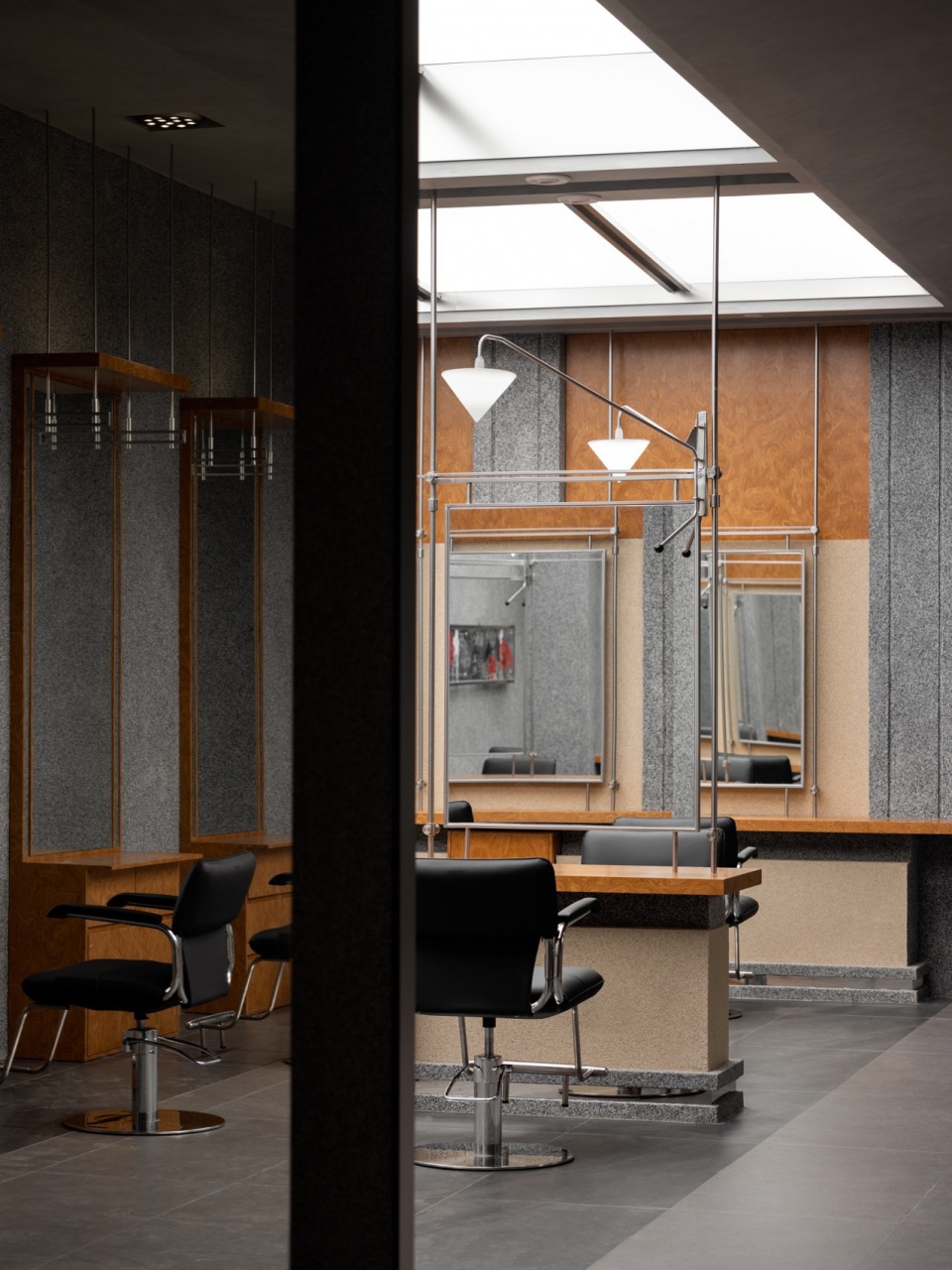 z zest trace salon by e27 studio