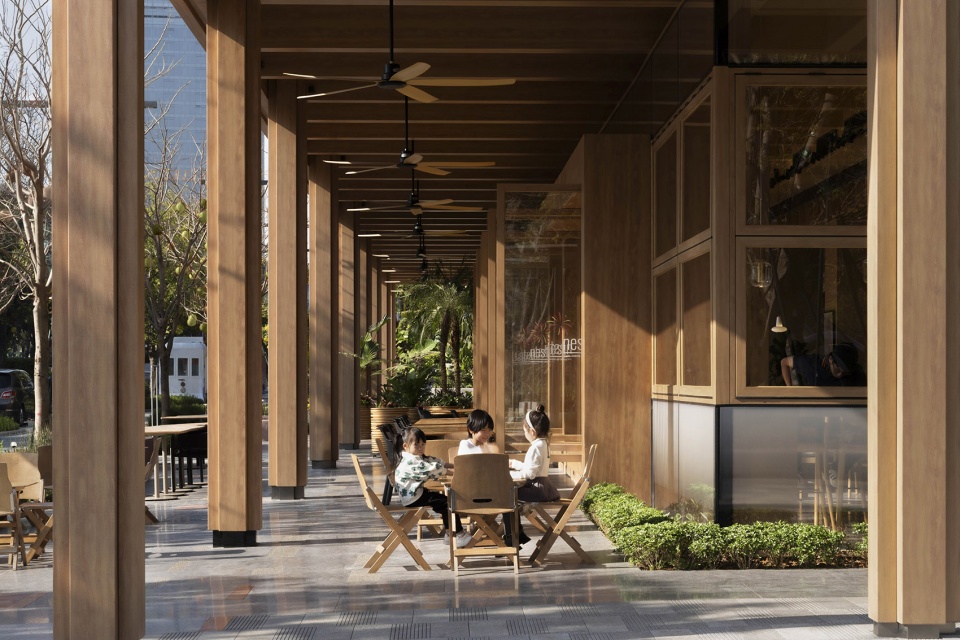 guangzhou huangpu new town center by clou architects