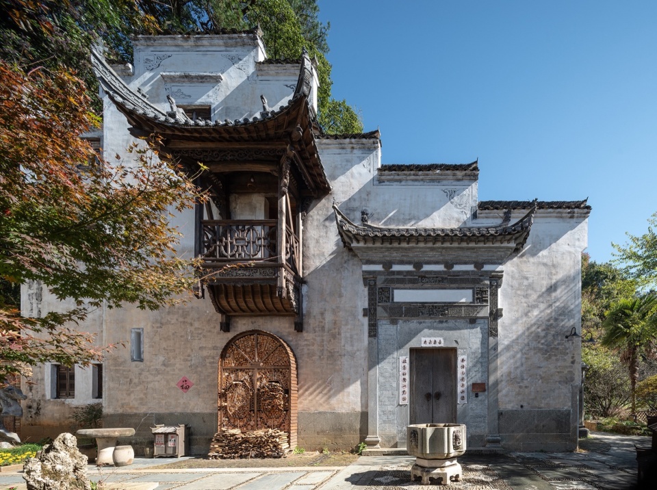 renovation of huangling ancient village by wuyuan village culture media co ltd