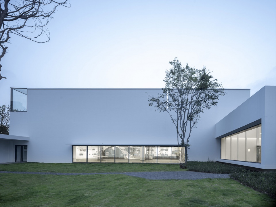 dongguan huangjiang science and technology park urban exhibition hall by tianhua