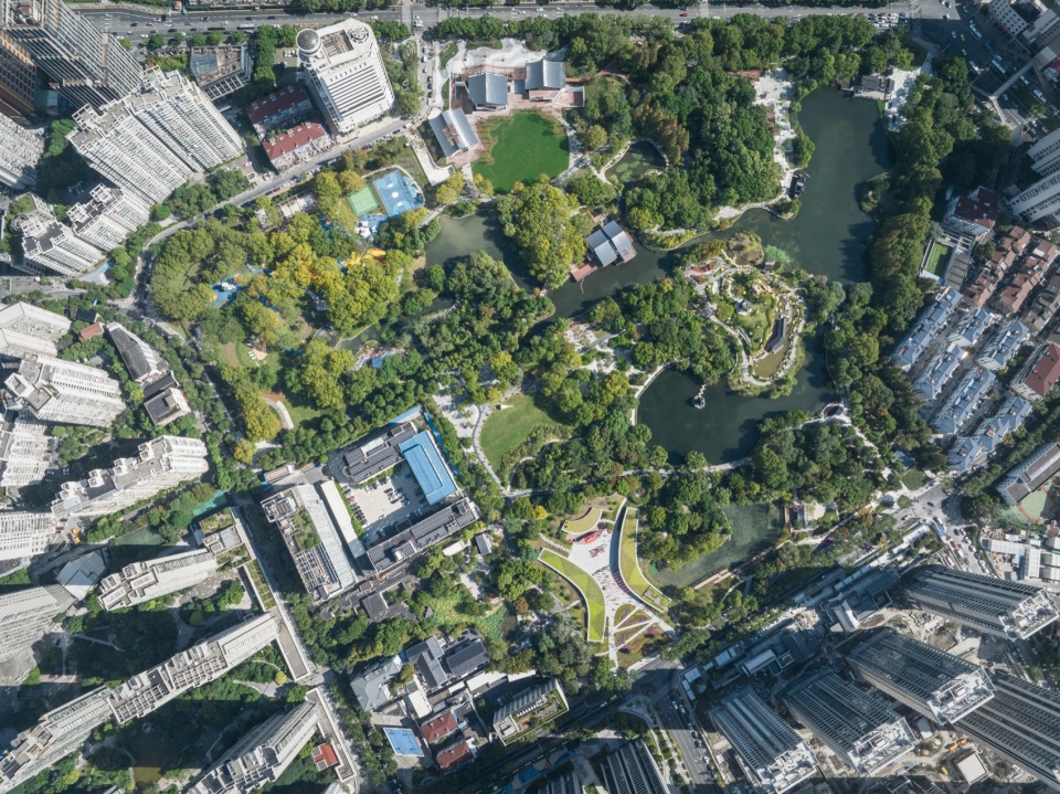 renovation of peace parks gate 6 entrance on tianbao road by atelier z