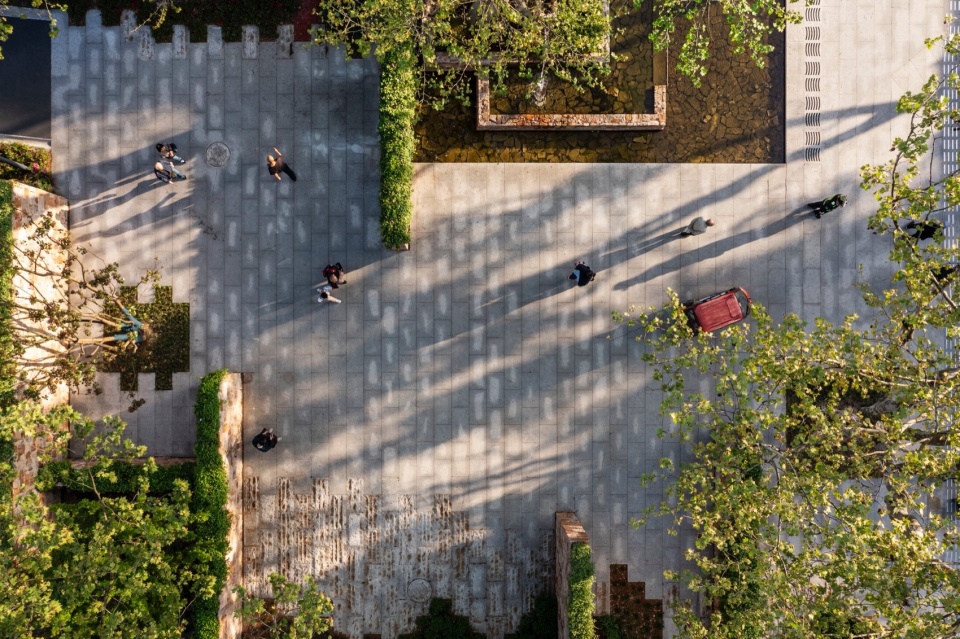 renovation of peace parks gate 6 entrance on tianbao road by atelier z