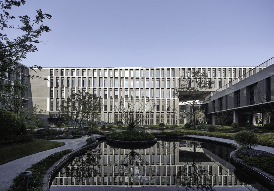southern subject innovation research center by tjad