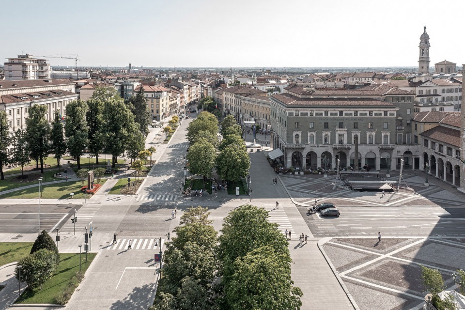 CENTRO PIACENTINIANO BERGAMO by CN10ARCHITETTI