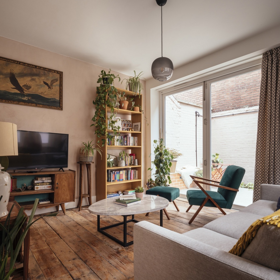 house for a doctor bethnal green by whittaker parsons