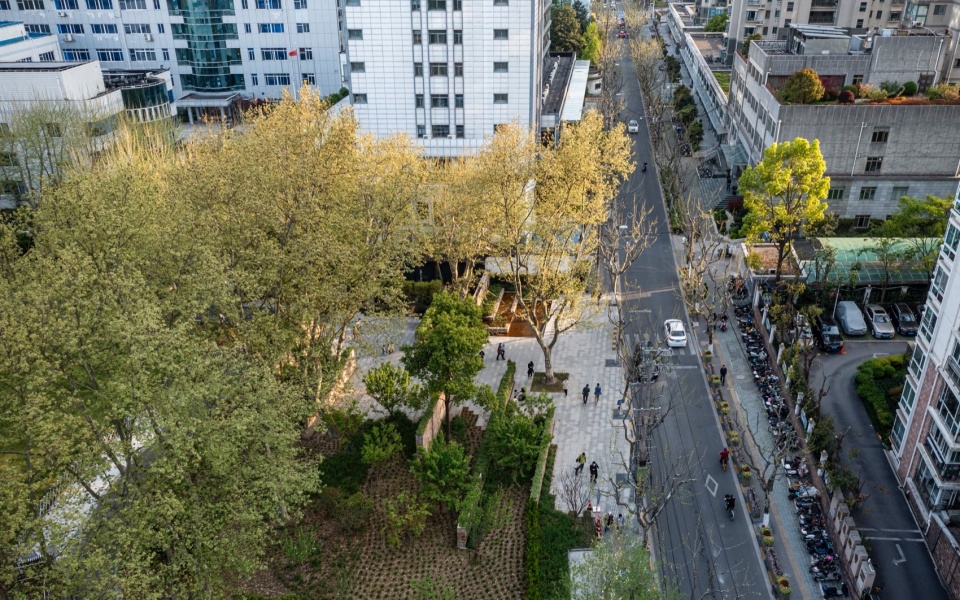 renovation of peace parks gate 6 entrance on tianbao road by atelier z