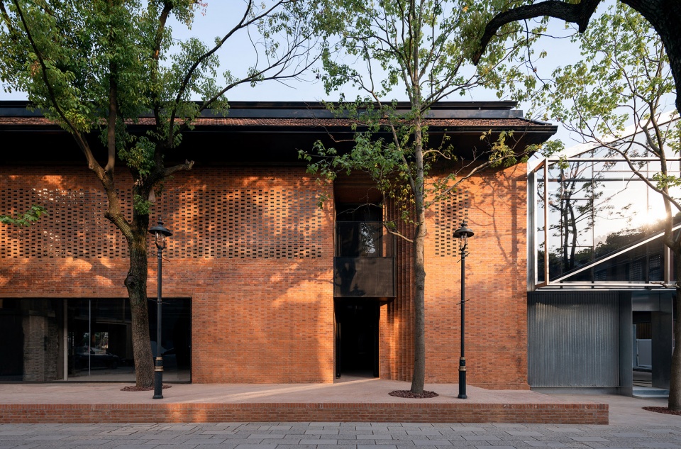 power workshop by benzhe architecture design