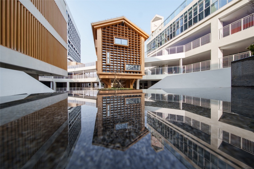 julong primary school by cmad architects