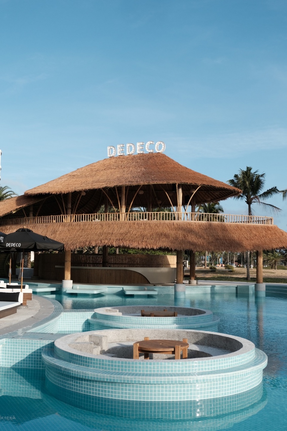 DEDECO Beach Club Basistudio