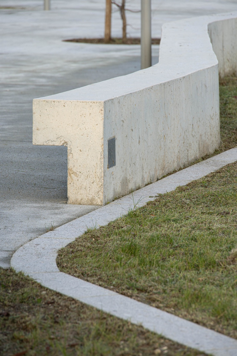 interface de transportes lourosa fiaes by atelier darquitectura lopes da costa