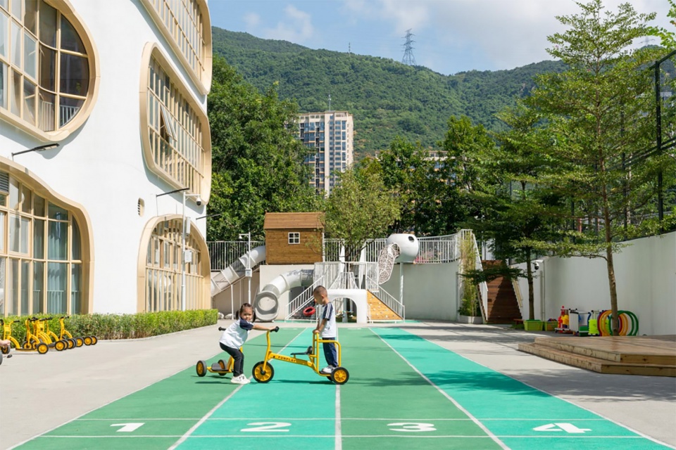 haihua kindergaten by keep dream interior design