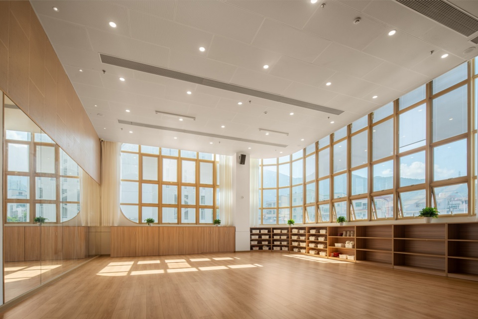haihua kindergaten by keep dream interior design