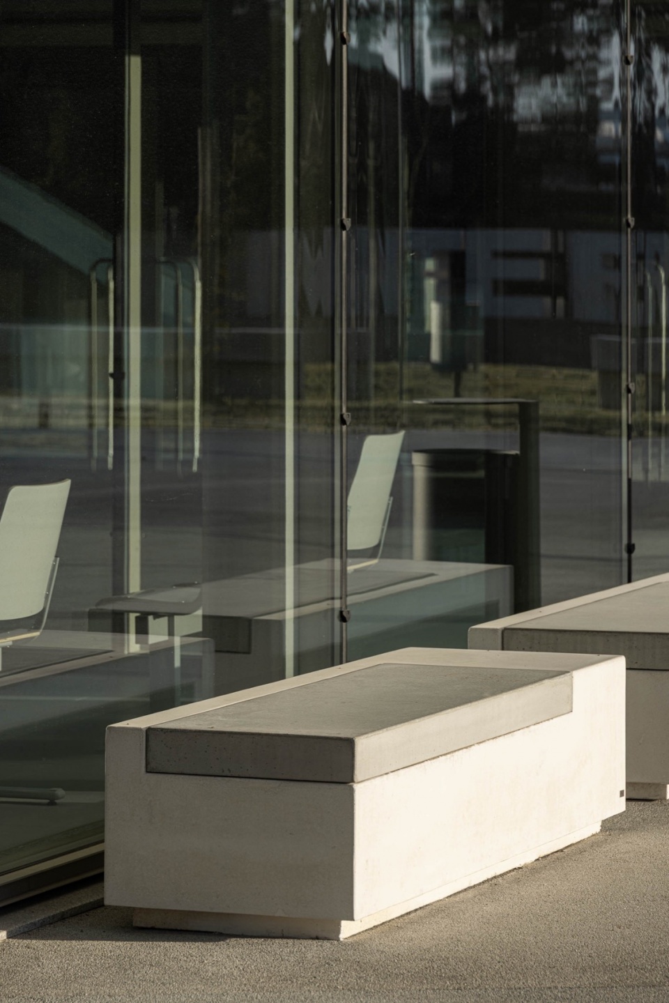 interface de transportes lourosa fiaes by atelier darquitectura lopes da costa