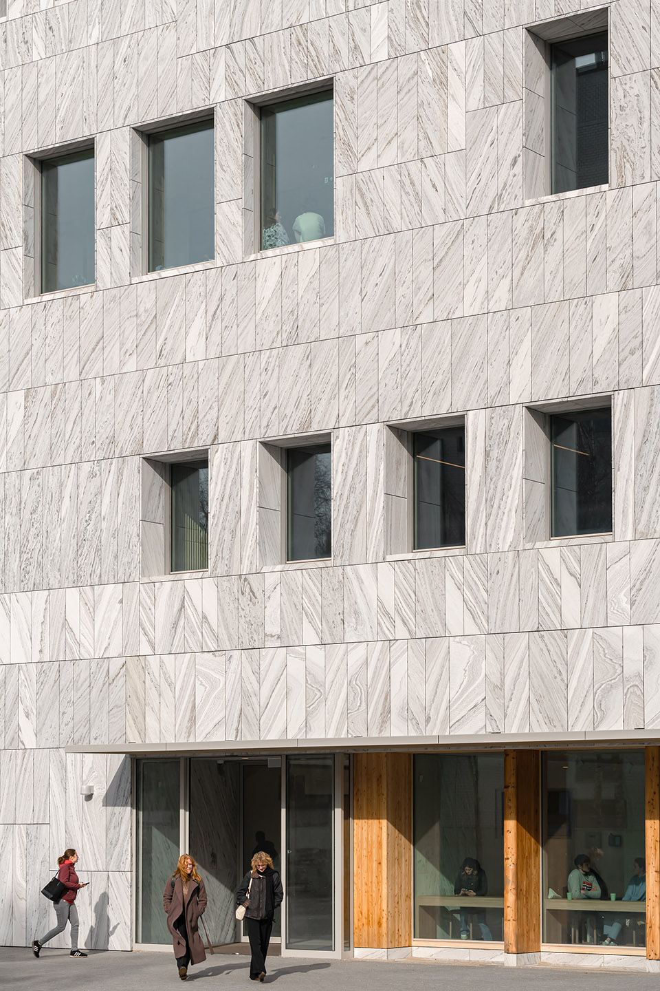 marga klompe building by powerhouse company