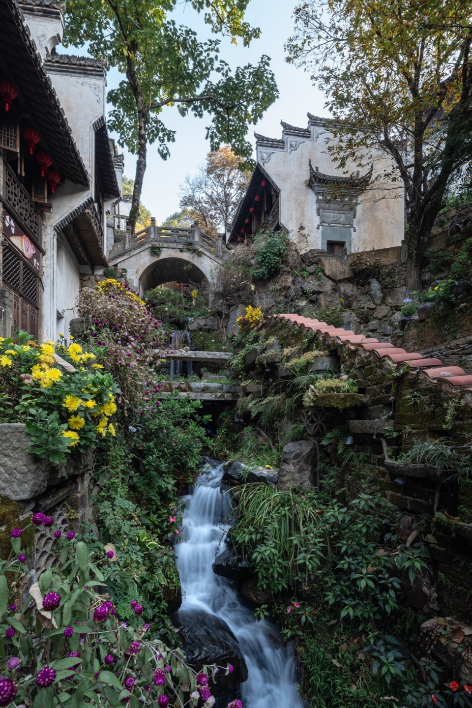 renovation of huangling ancient village by wuyuan village culture media co ltd
