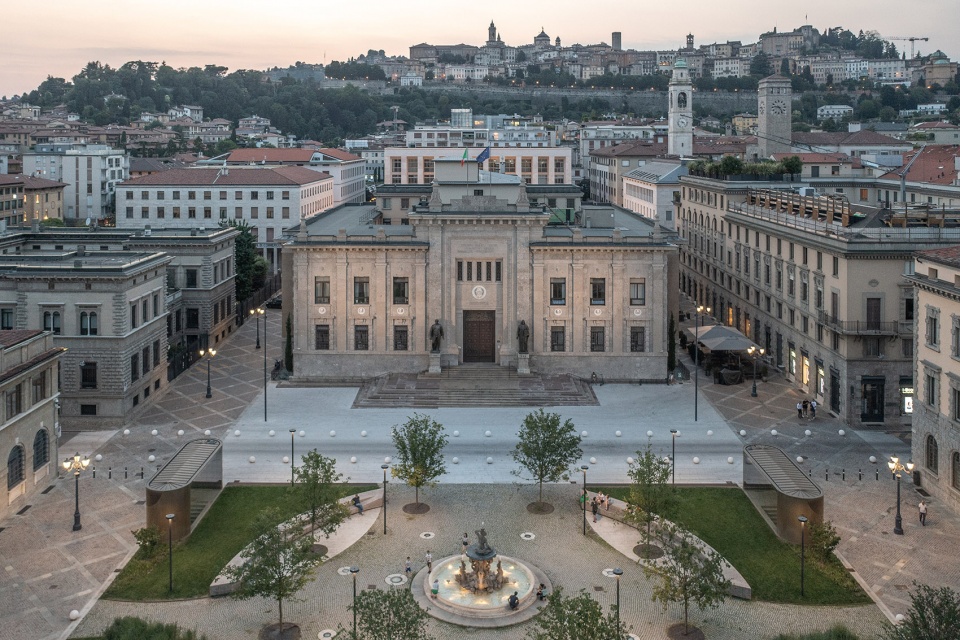 CENTRO PIACENTINIANO BERGAMO by CN10ARCHITETTI
