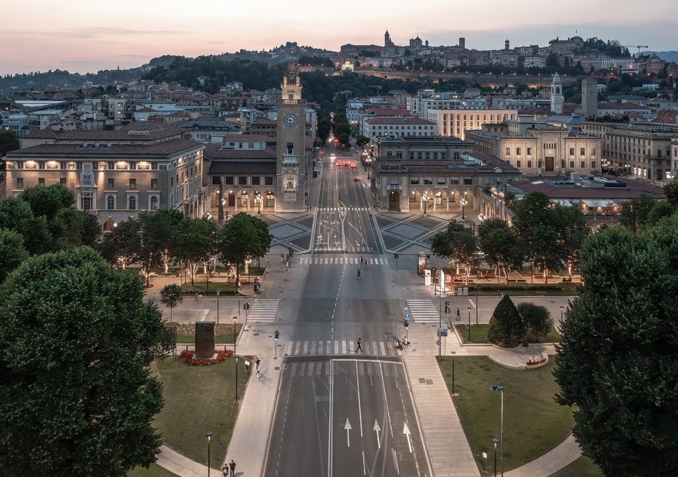 CENTRO PIACENTINIANO BERGAMO by CN10ARCHITETTI