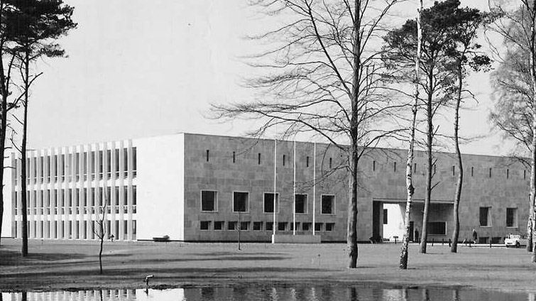 marga klompe building by powerhouse company